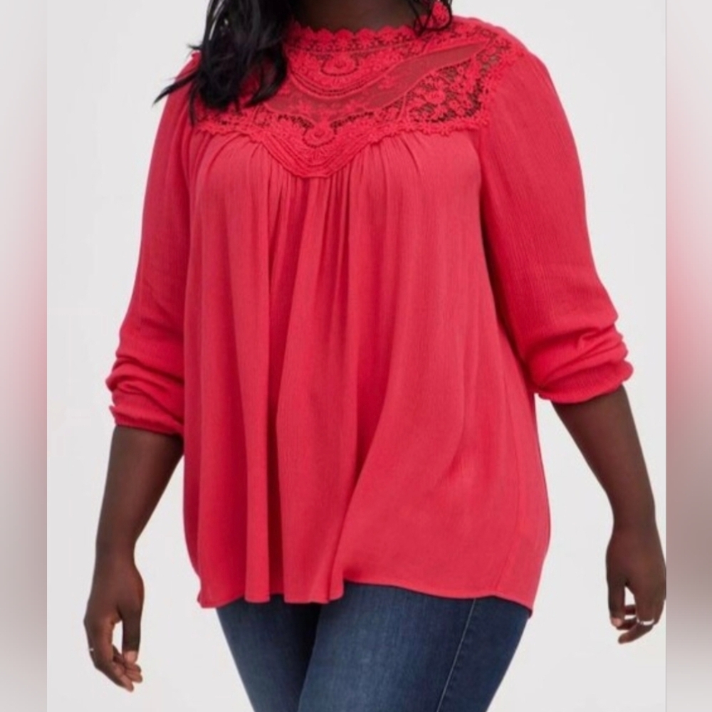Torrid Pink Magenta Crinkle Gauze Crochet Detail Blouse 1X 14 16 - Picture 2 of 6